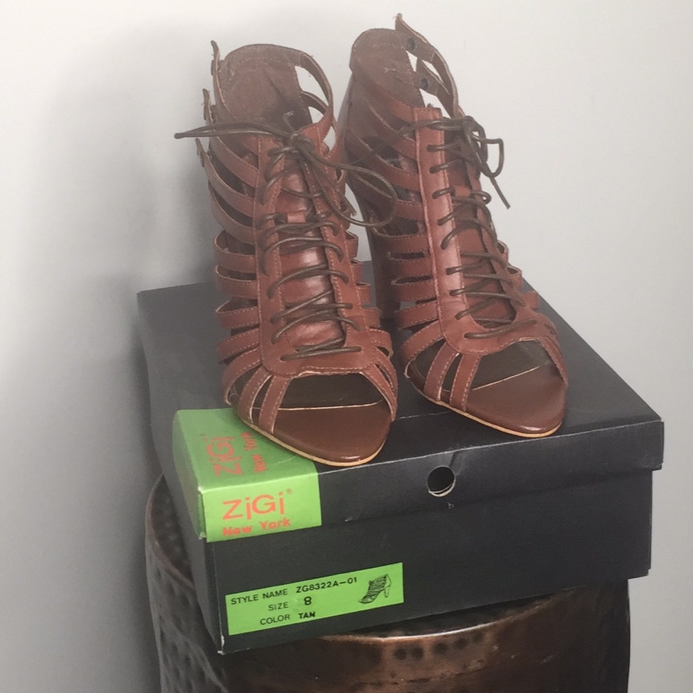 Zigi Soho New York Tan Leather Size 8